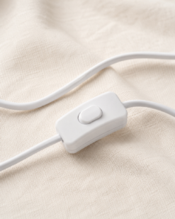 Câble blanc avec interrupteur de la lampe