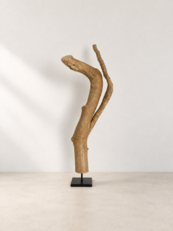 Sculpture en bois sur socle Racines d’Océan, vue principale